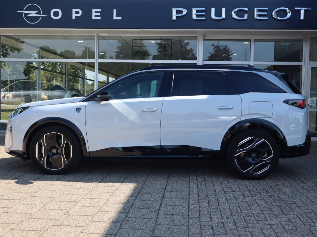 Peugeot 5008 GT Launch Edition 73kWh 325PK Dual Motor 7 pers., Rijklaarprijs | Panoramadak Lederen interieur 360 graden camera Warmtepomp - Afbeelding 3