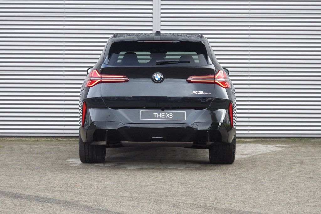 BMW X3 7