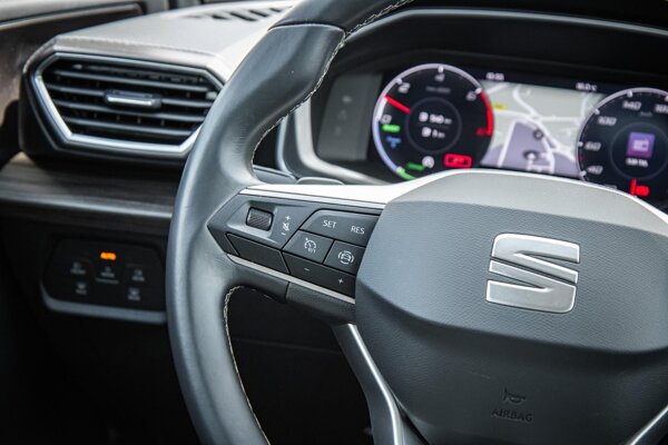 cruise control adaptief en stuurhulp cruise control adaptief en stuurhulp