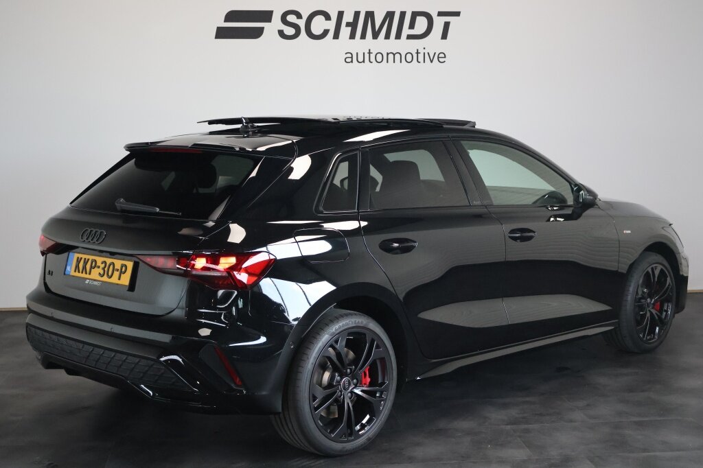 Audi A3 Sportback 45 TFSIe S edition Competition 272pk | Panoramadak | Matrix LED | Leder - Afbeelding 3