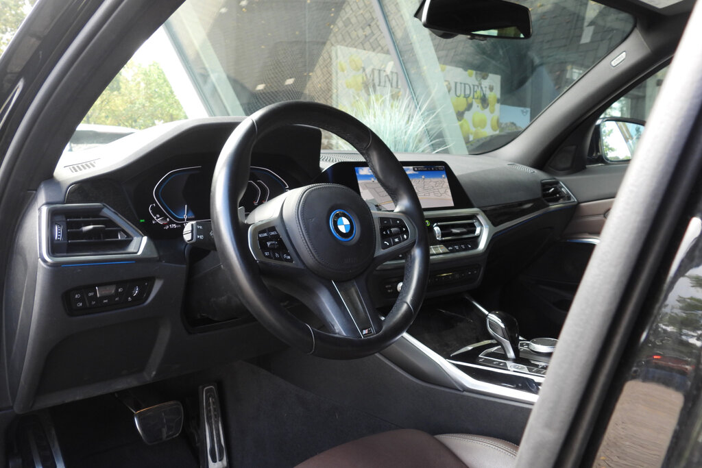 BMW 3 Serie 8