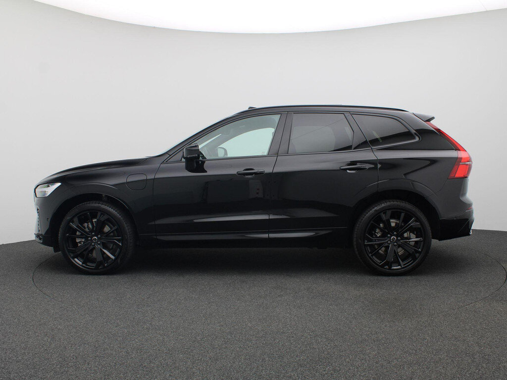 Volvo XC60 2.0 T6 Plug-in hybrid AWD Plus Black Edition 359PK Panoramadak, Trekhaak, 21" LM Velgen, 360gr. Camera, Head-Up Display, Elektr. Achterklep, Keyless, Memorystoel - Obraz 3
