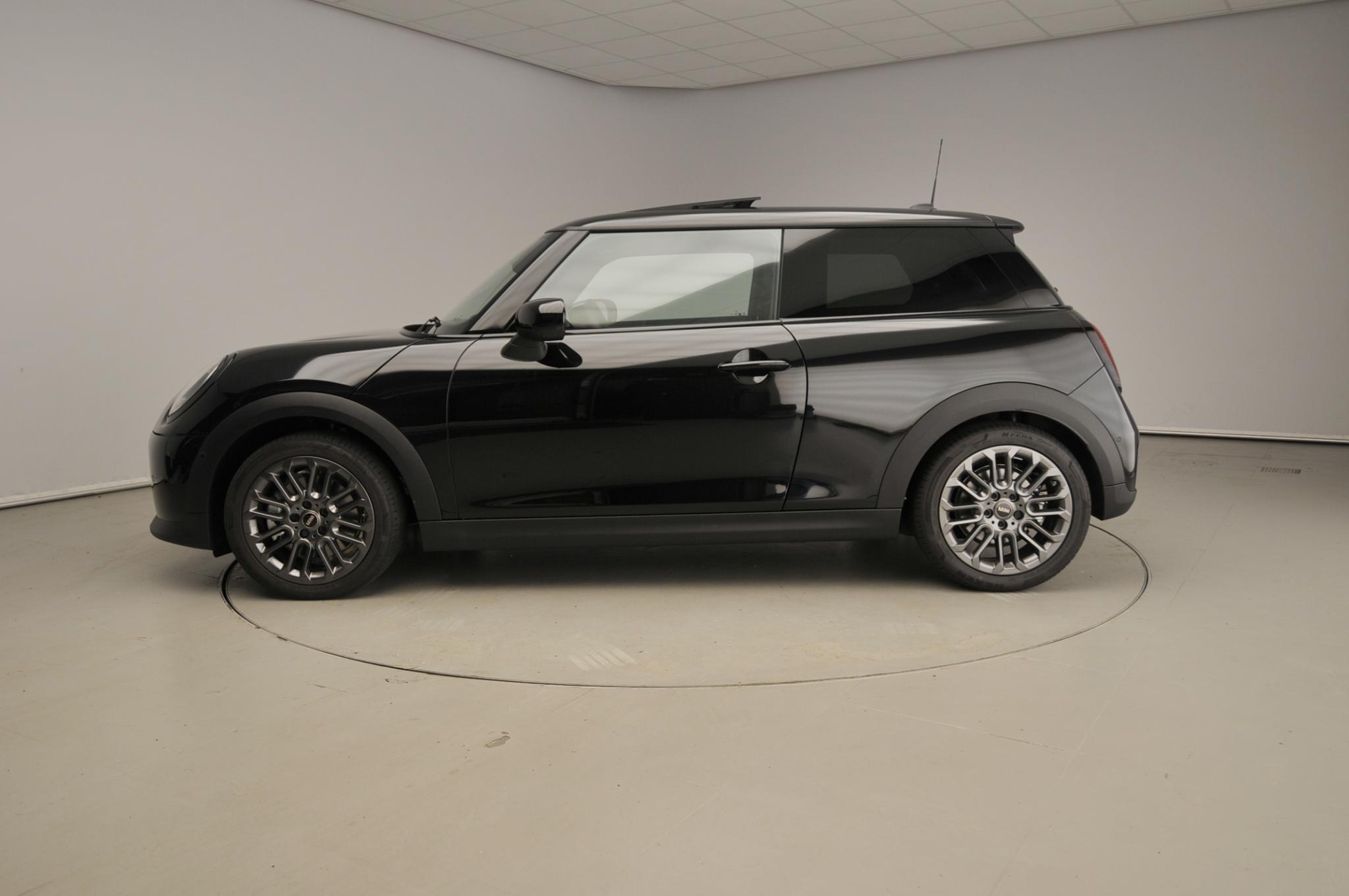 MINI 3-Deurs 1.5 Cooper C Classic L - Afbeelding 2