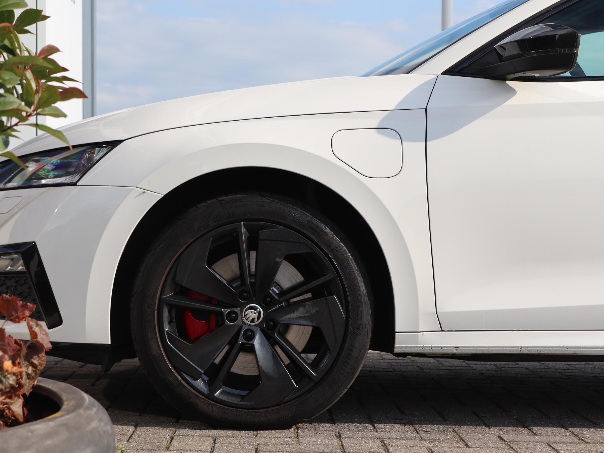 Škoda Octavia Combi 1.4 TSI RS 245 pk DSG iV PHEV Business - Afbeelding 2