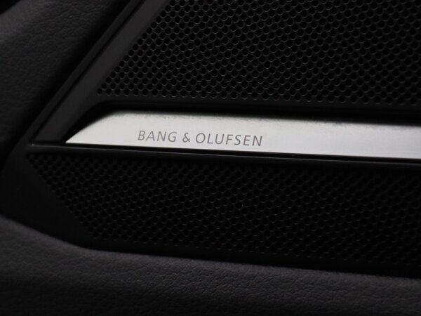 Bang & Olufsen Premium soundsystem