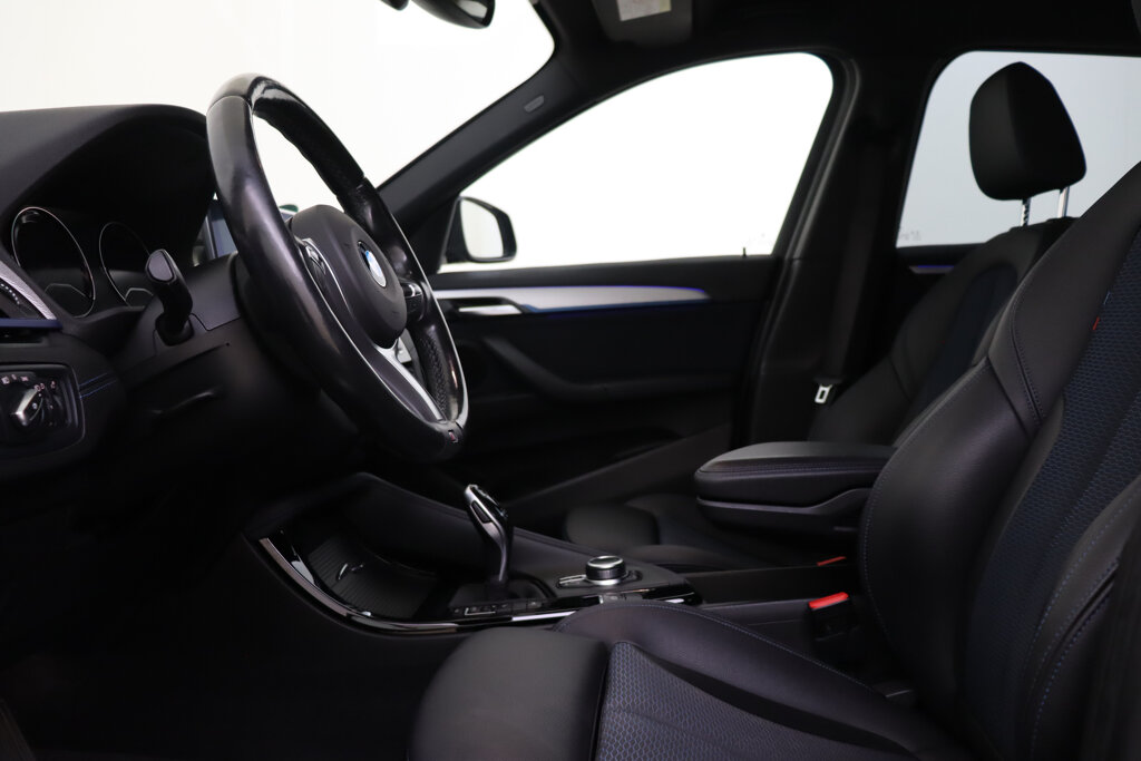 BMW X1 12