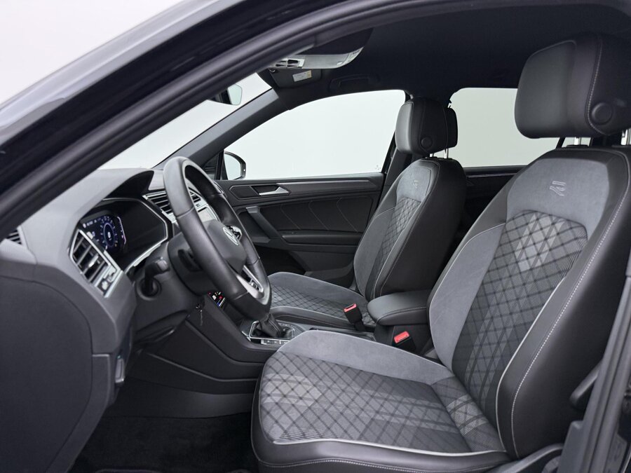 Volkswagen Tiguan 1.4 TSI eHybrid R-Line Business+