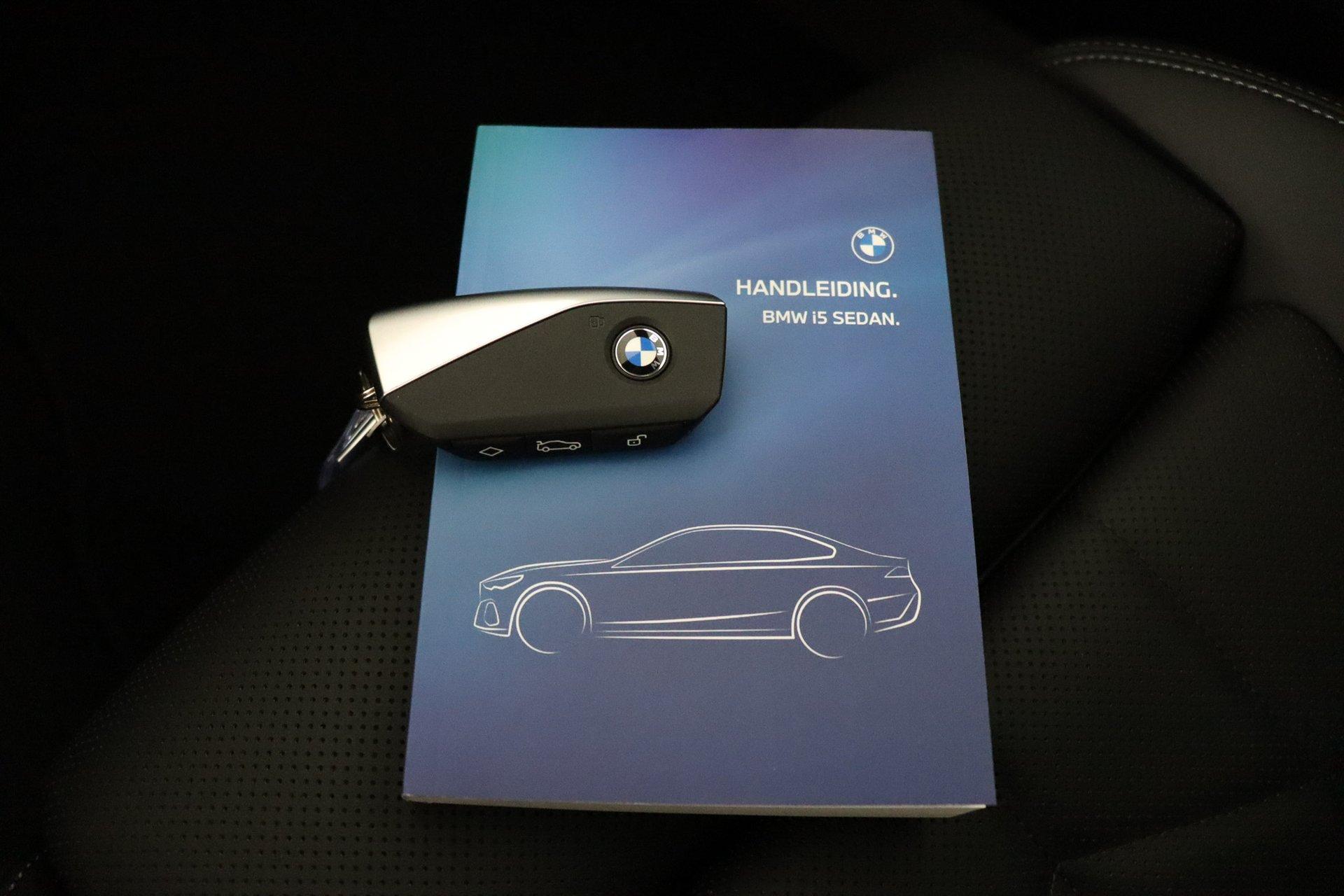 BMW i5