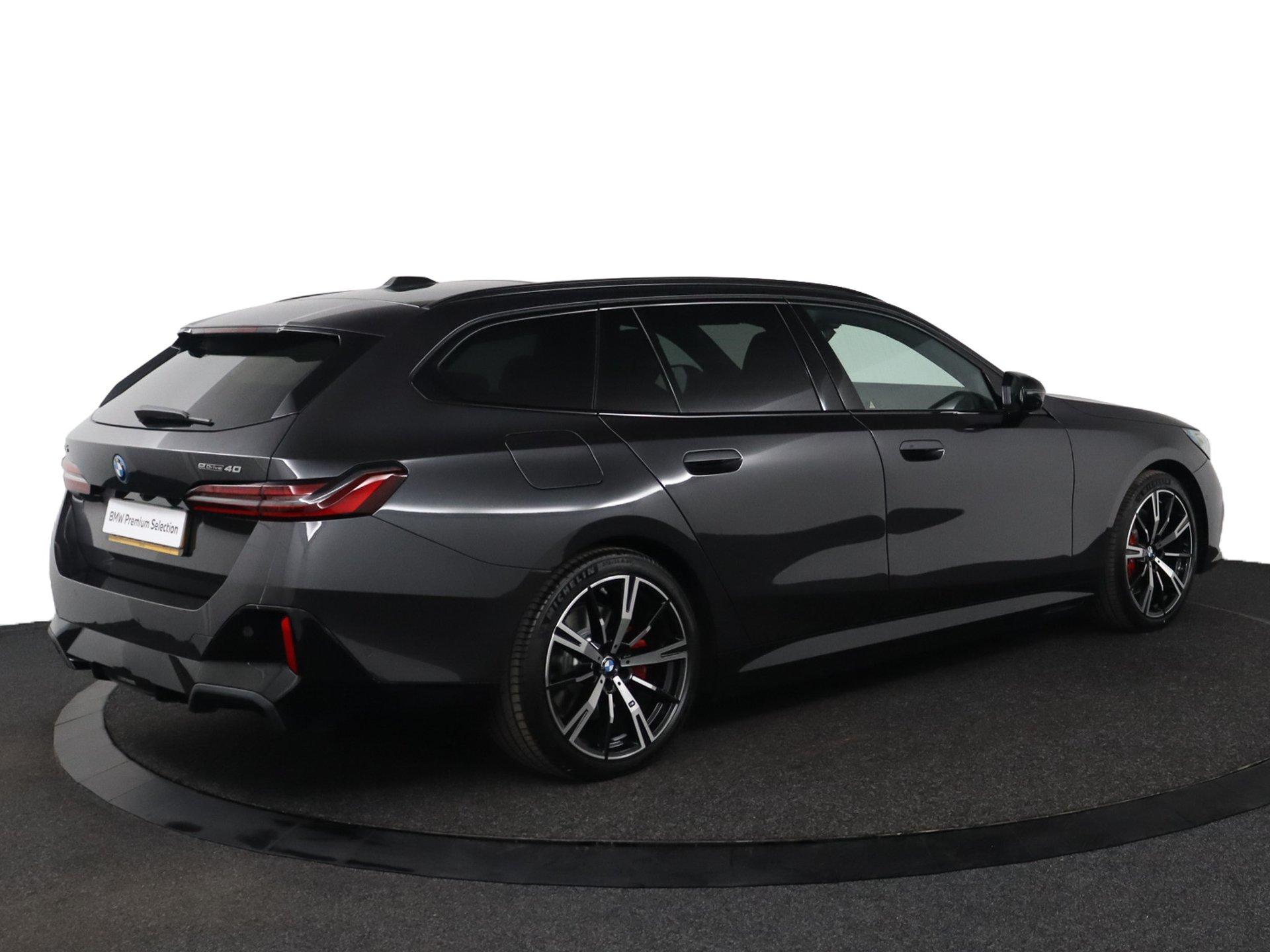 BMW i5 Touring eDrive40 M Sport Edition 84 kWh - Afbeelding 2