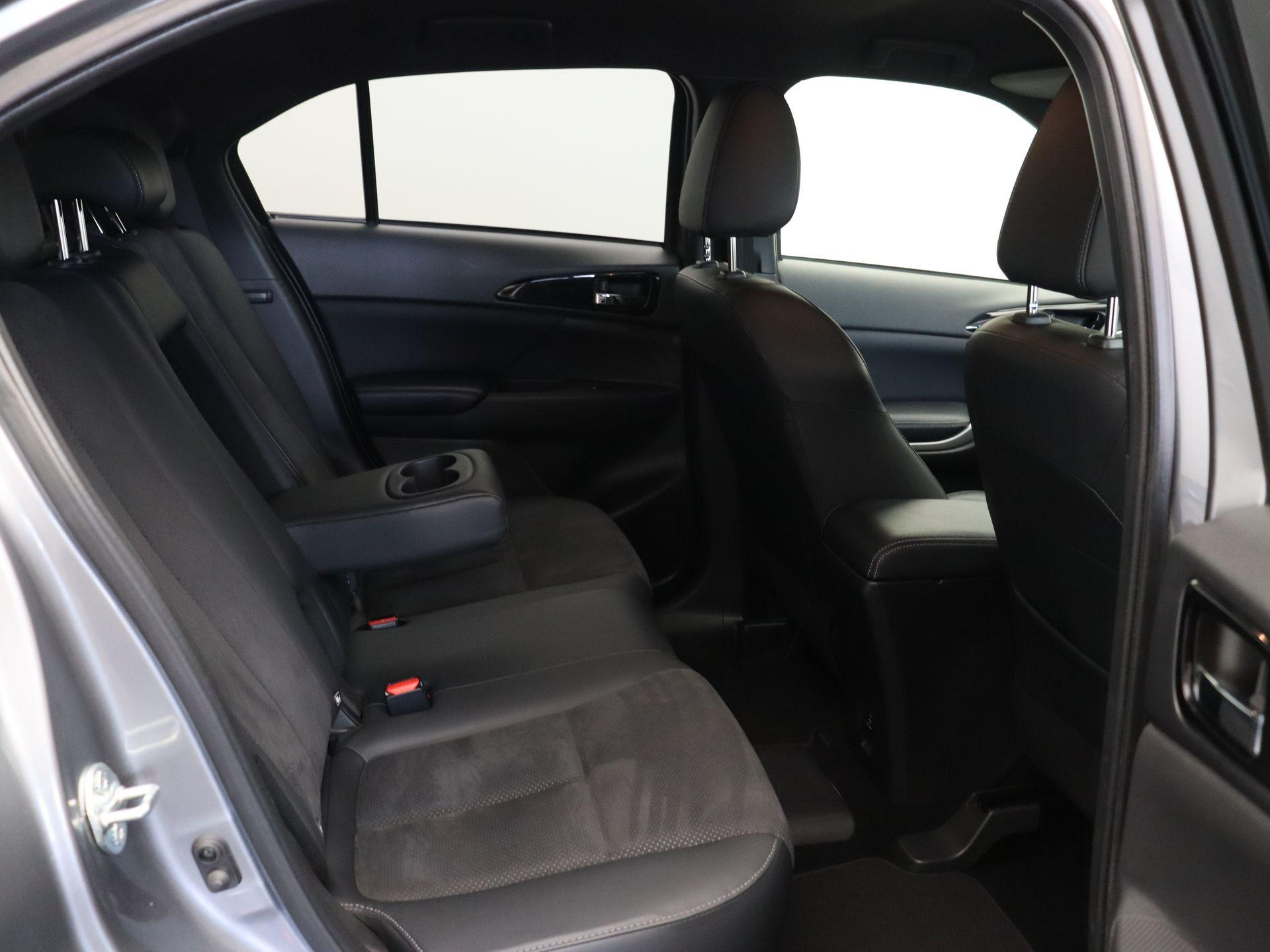 Mitsubishi Eclipse Cross 2.4 PHEV Intense+ - Afbeelding 9