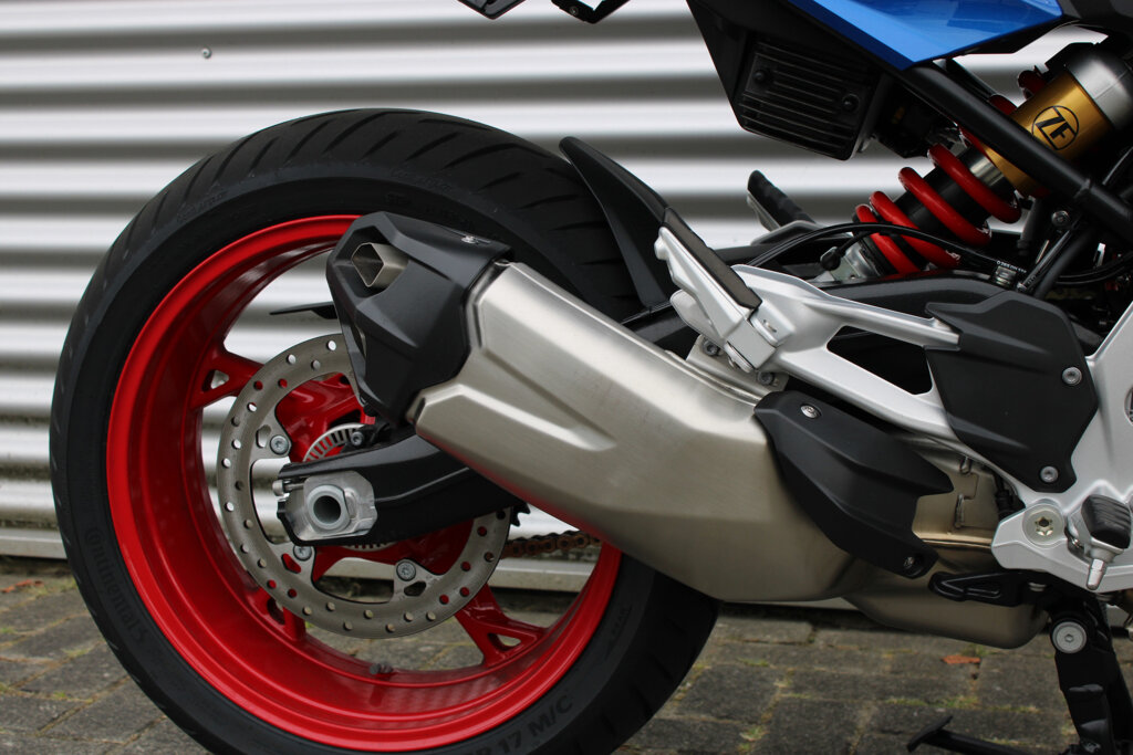 BMW F 900 XR 2