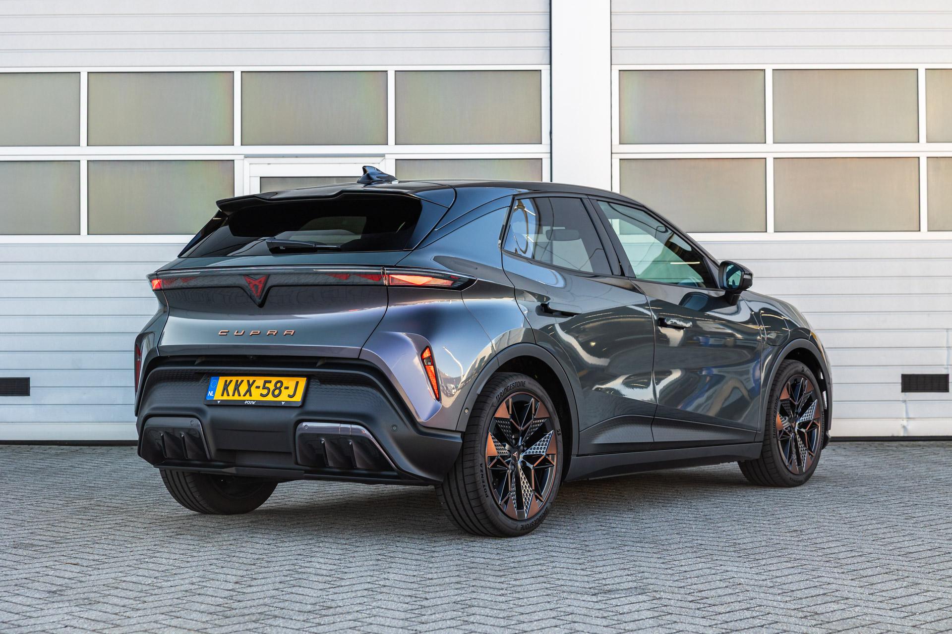 CUPRA Raval 211pk Performance First Edition 56 kWh