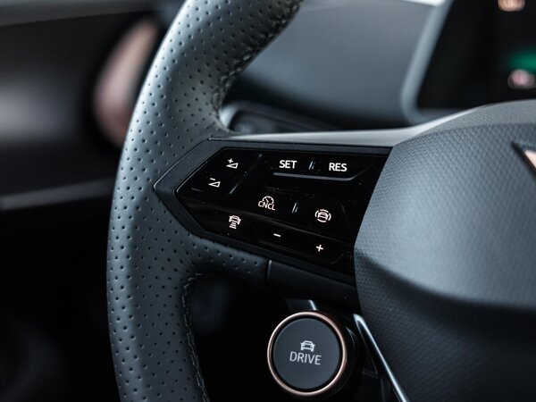 cruise control adaptief met Stop&Go en stuurhulp cruise control adaptief met Stop&Go en stuurhulp