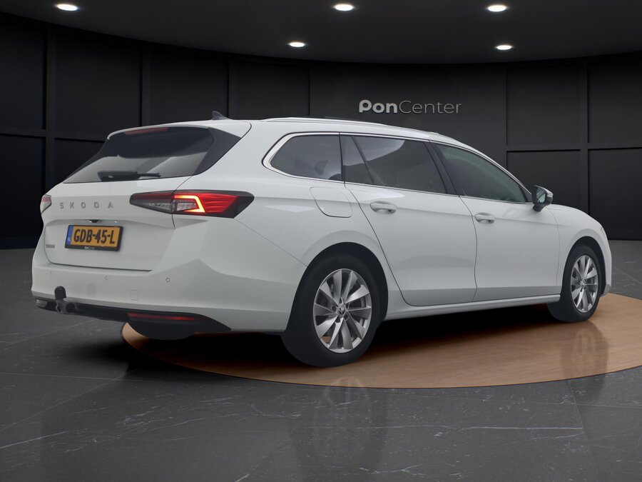 Škoda Superb Combi 1.5 TSI First Edition
