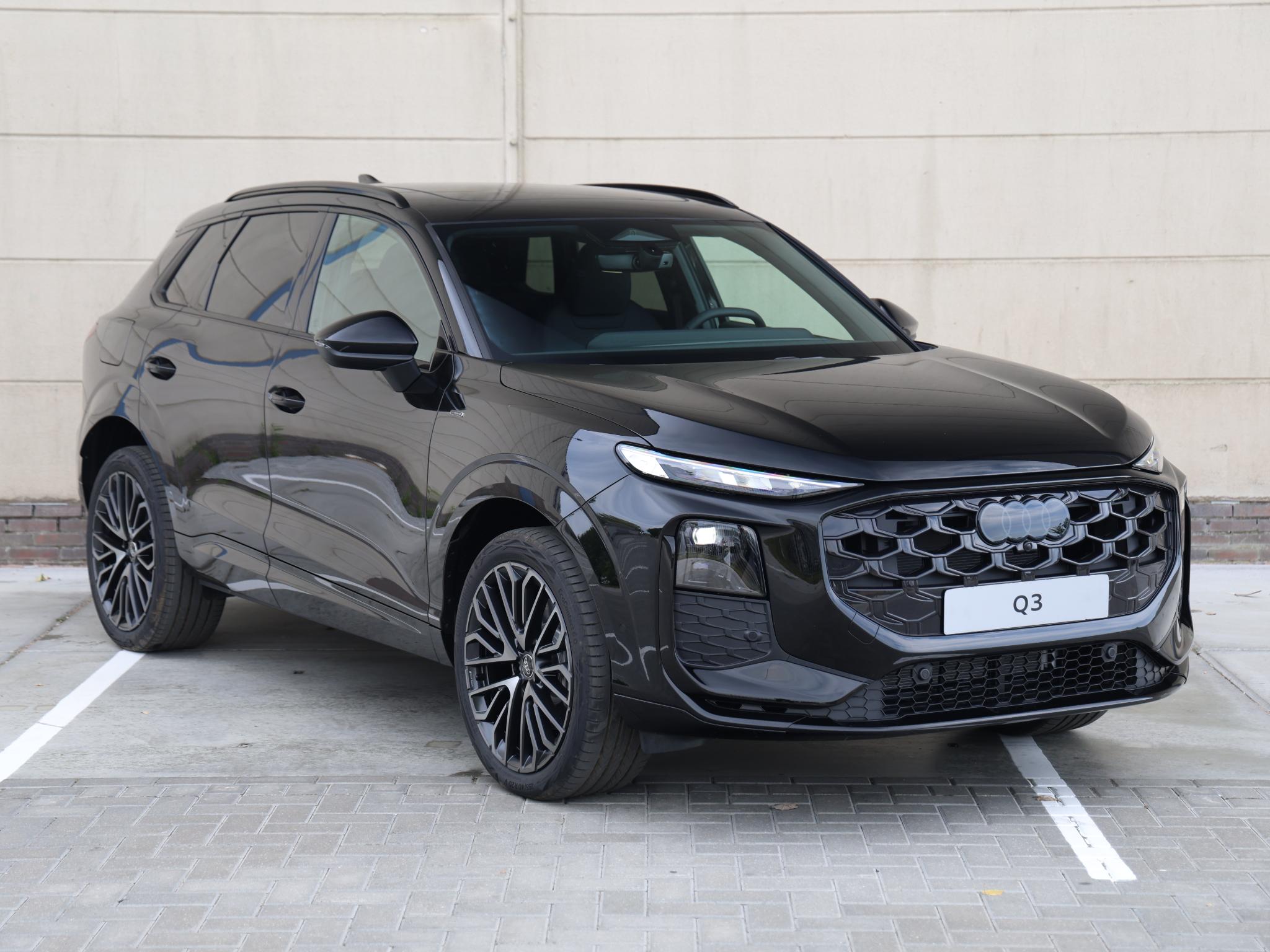 Audi Q3 S edition e-hybrid 272 PK SUV - Afbeelding 3