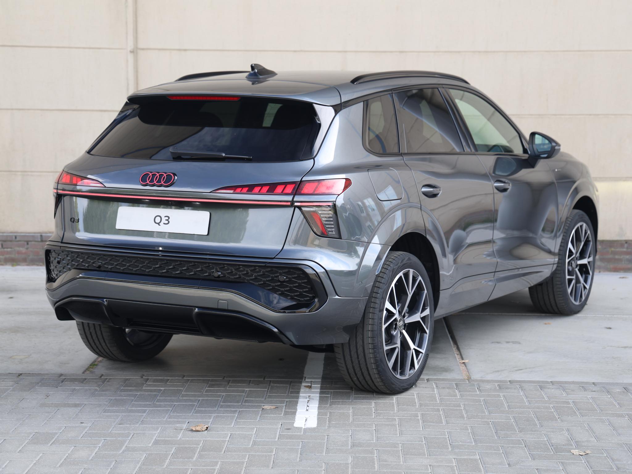 Audi Q3 S edition e-hybrid 272 PK SUV - Afbeelding 5