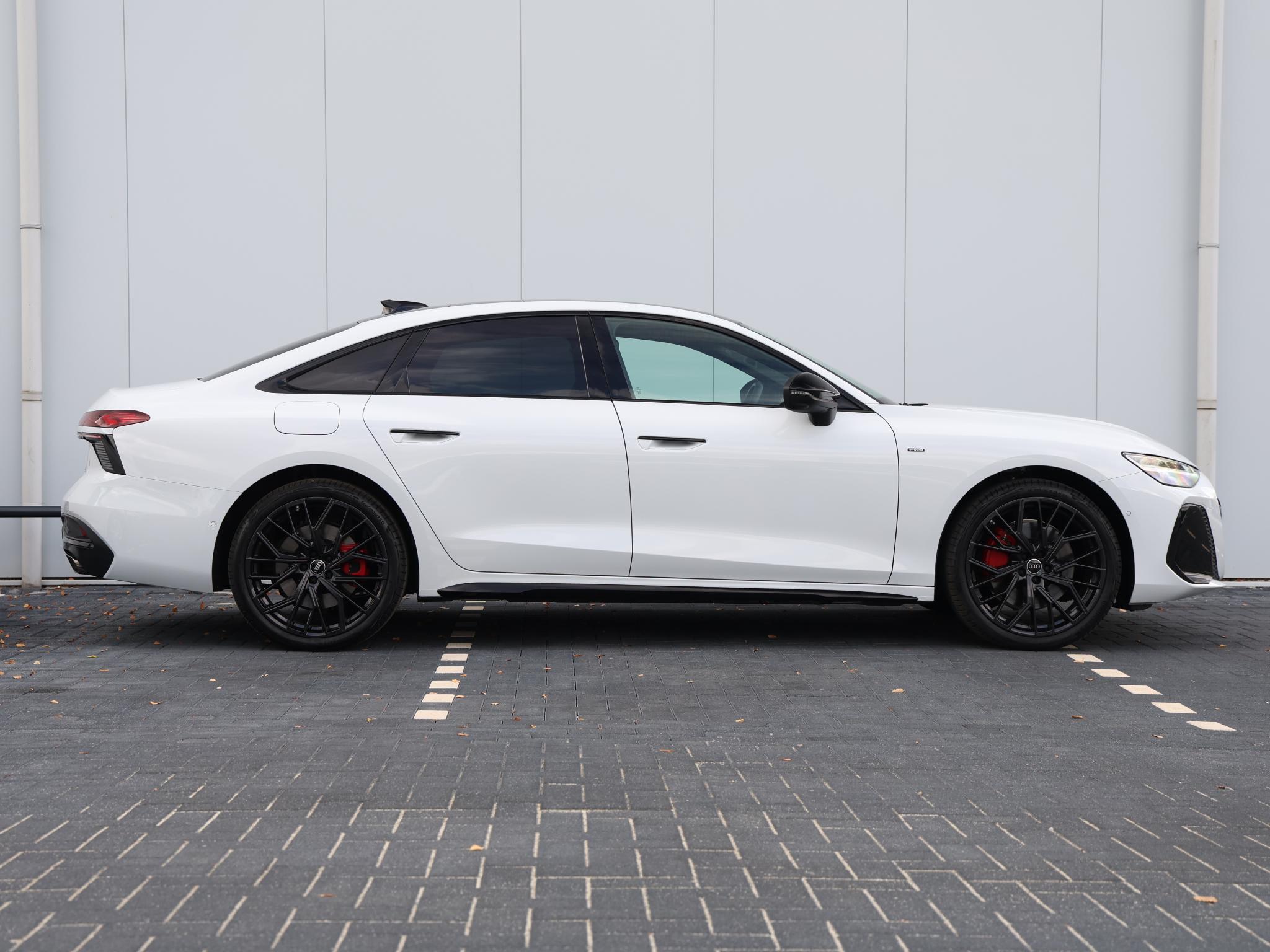 Audi A6 Limousine 2.0 e-hybrid quattro S edition Competition - Afbeelding 2