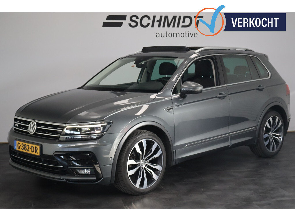 Volkswagen Tiguan 1.5 TSI ACT R-Line | Panorama | Trekhaak | Carplay | ACC | Stoelverwarming | Camera