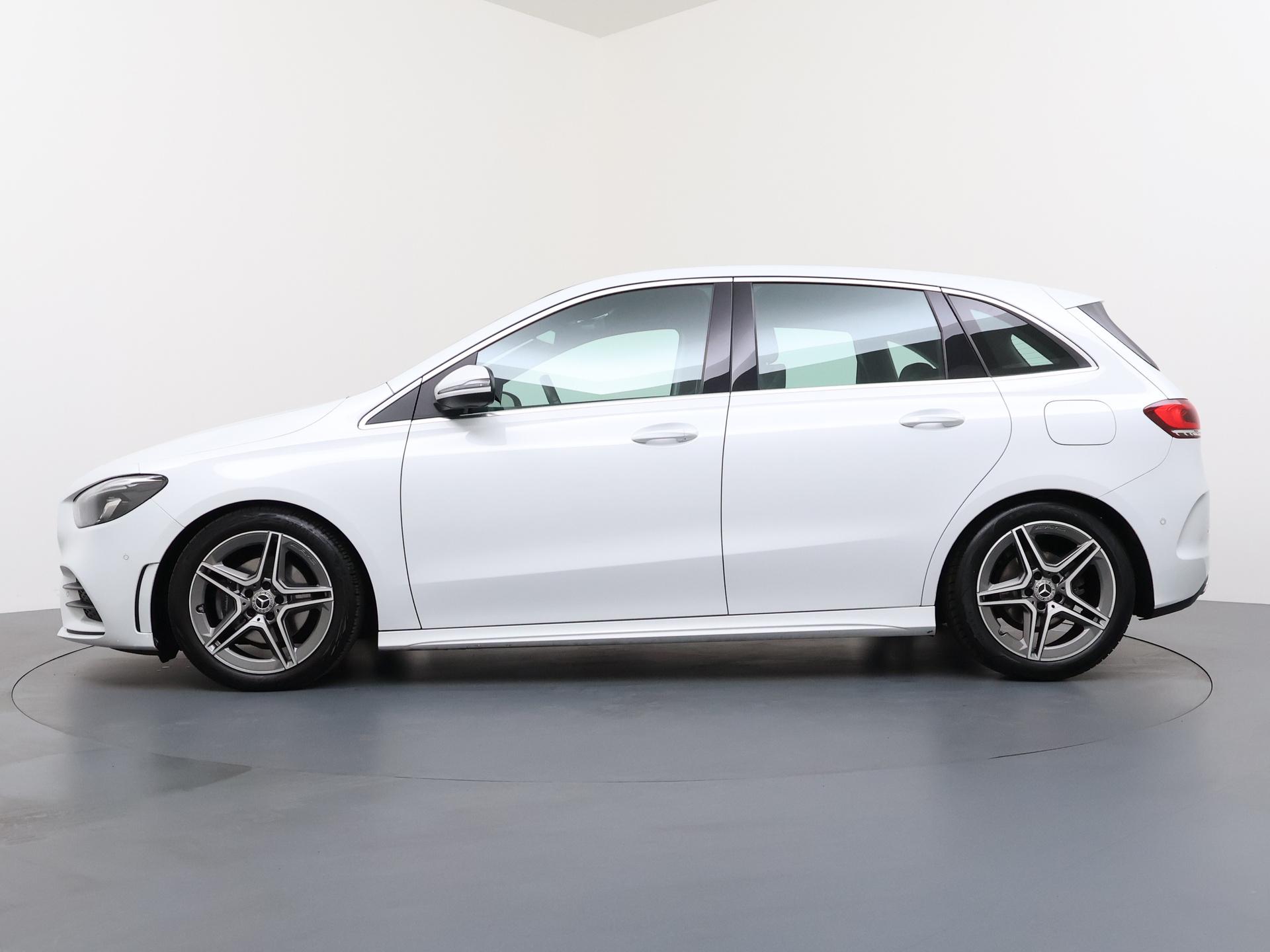 Mercedes-Benz B-Klasse 180 Business Solution AMG - Afbeelding 2