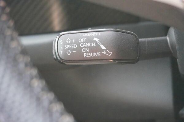 cruise control adaptief cruise control adaptief