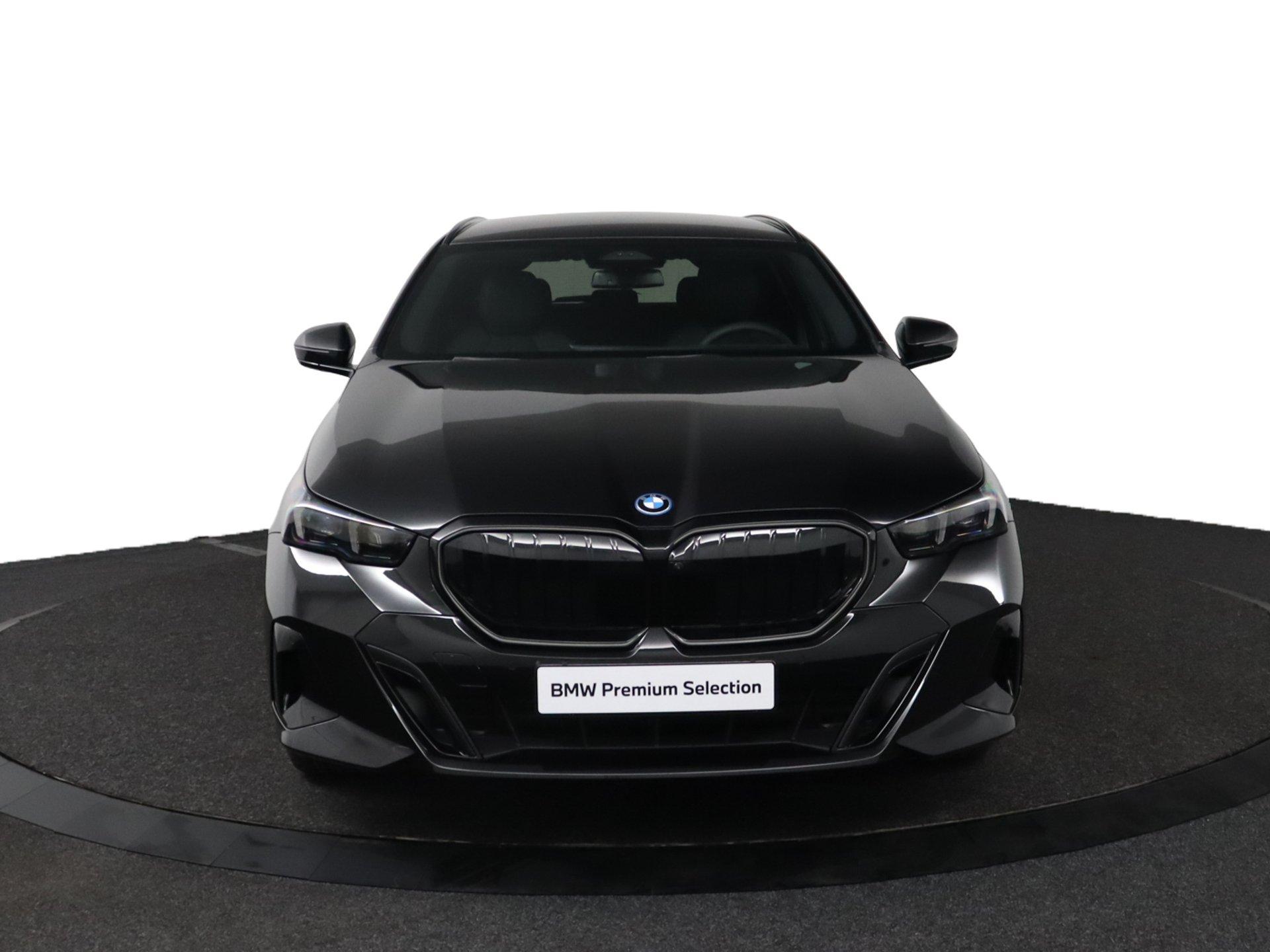 BMW 5-serie Touring 530e M Sport Edition - Afbeelding 2
