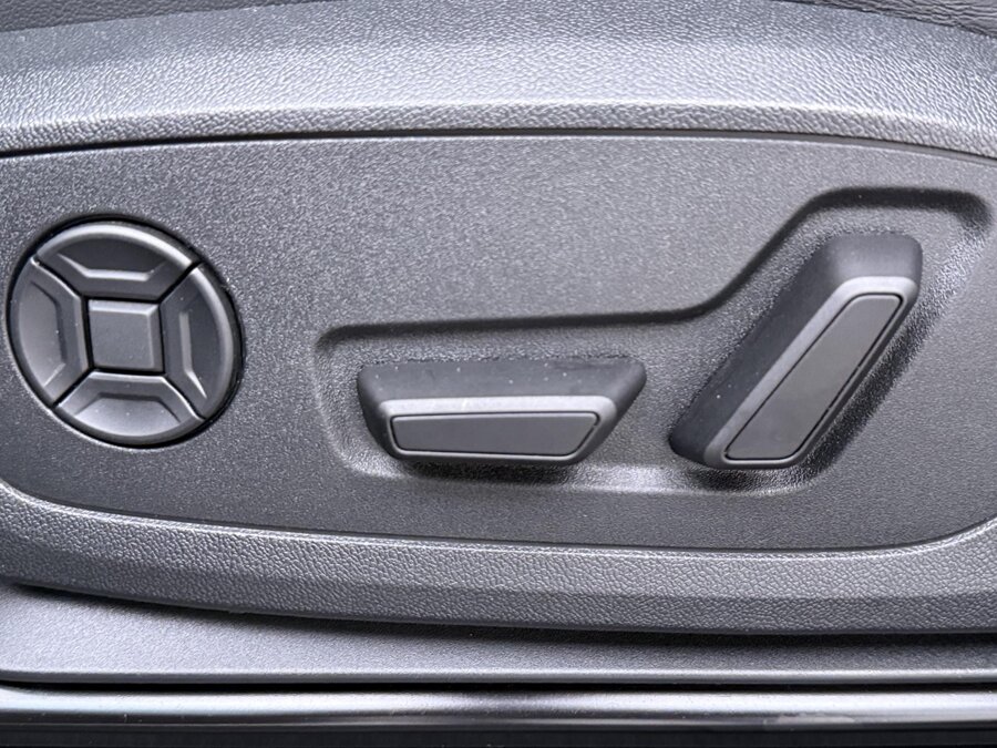Audi Q3 45 TFSIe S-line