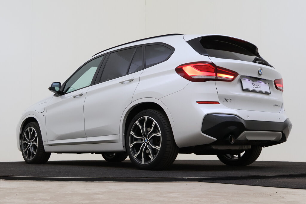 BMW X1 11