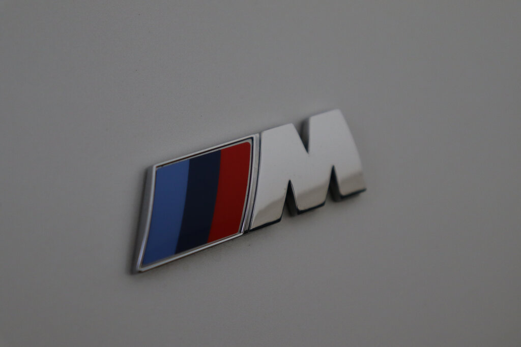 BMW X1 52