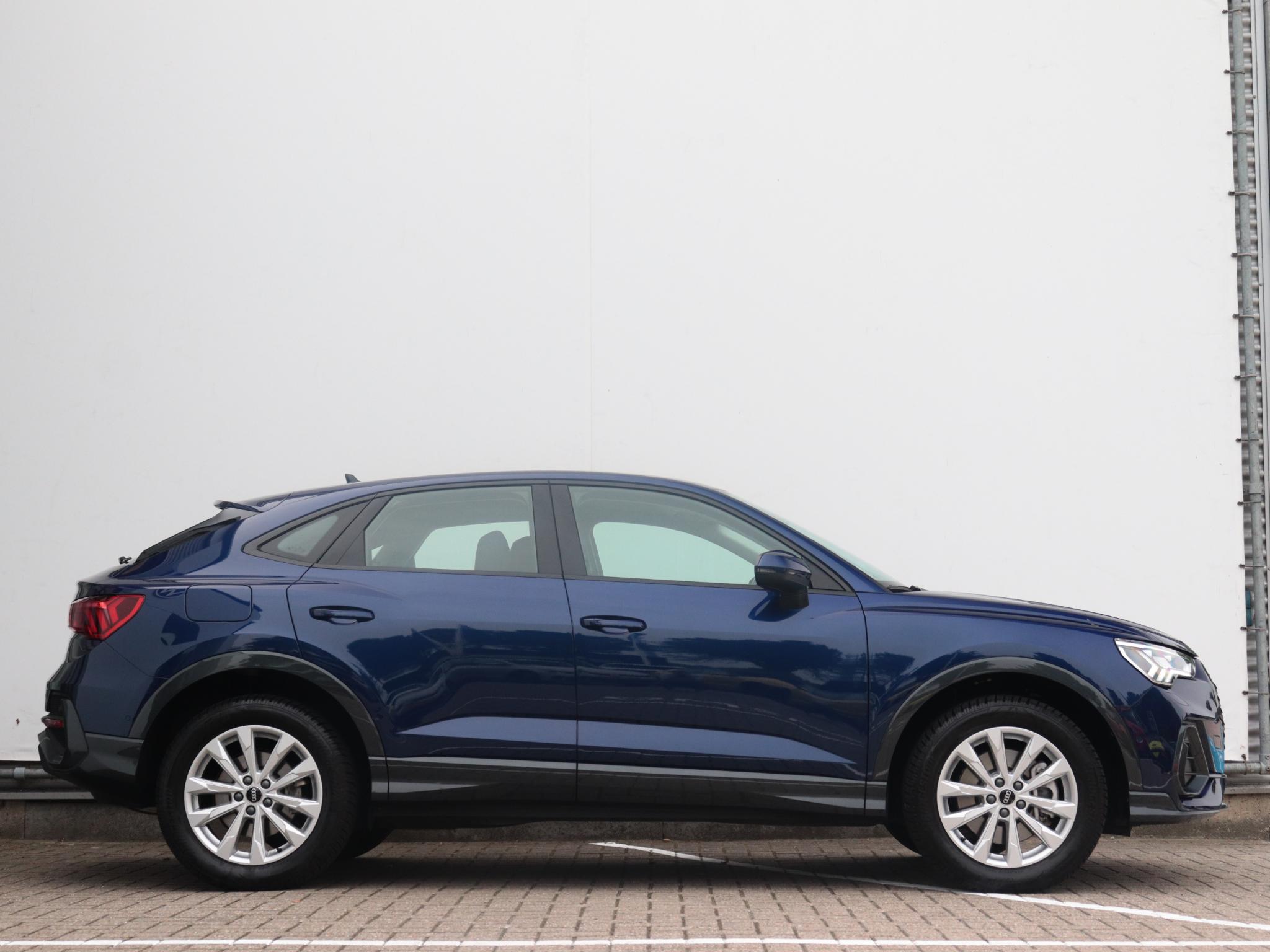 Audi Q3 Sportback 1.5 e-hybrid S-line - Afbeelding 2
