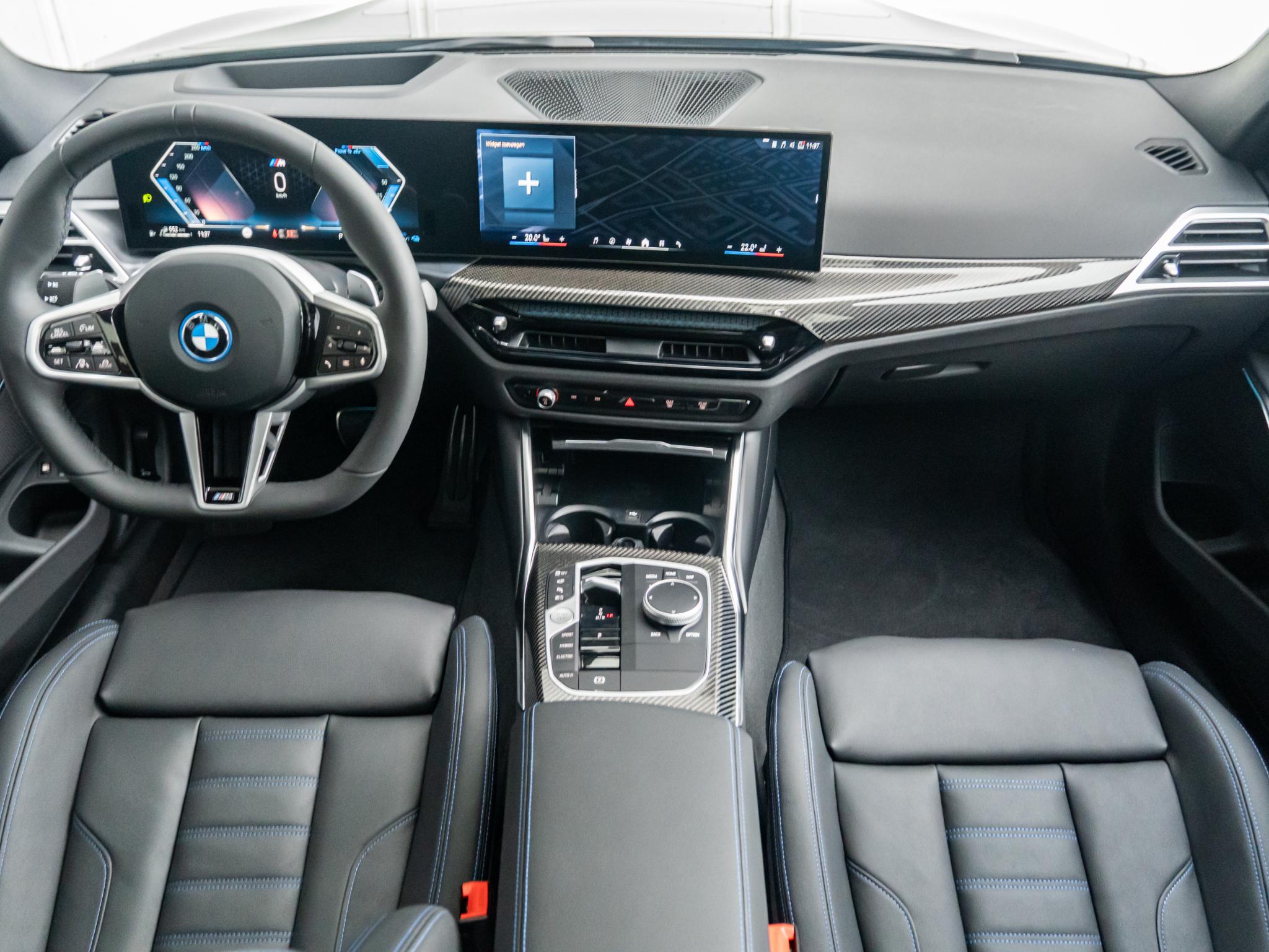 BMW 3 Serie Touring 330e - Afbeelding 3
