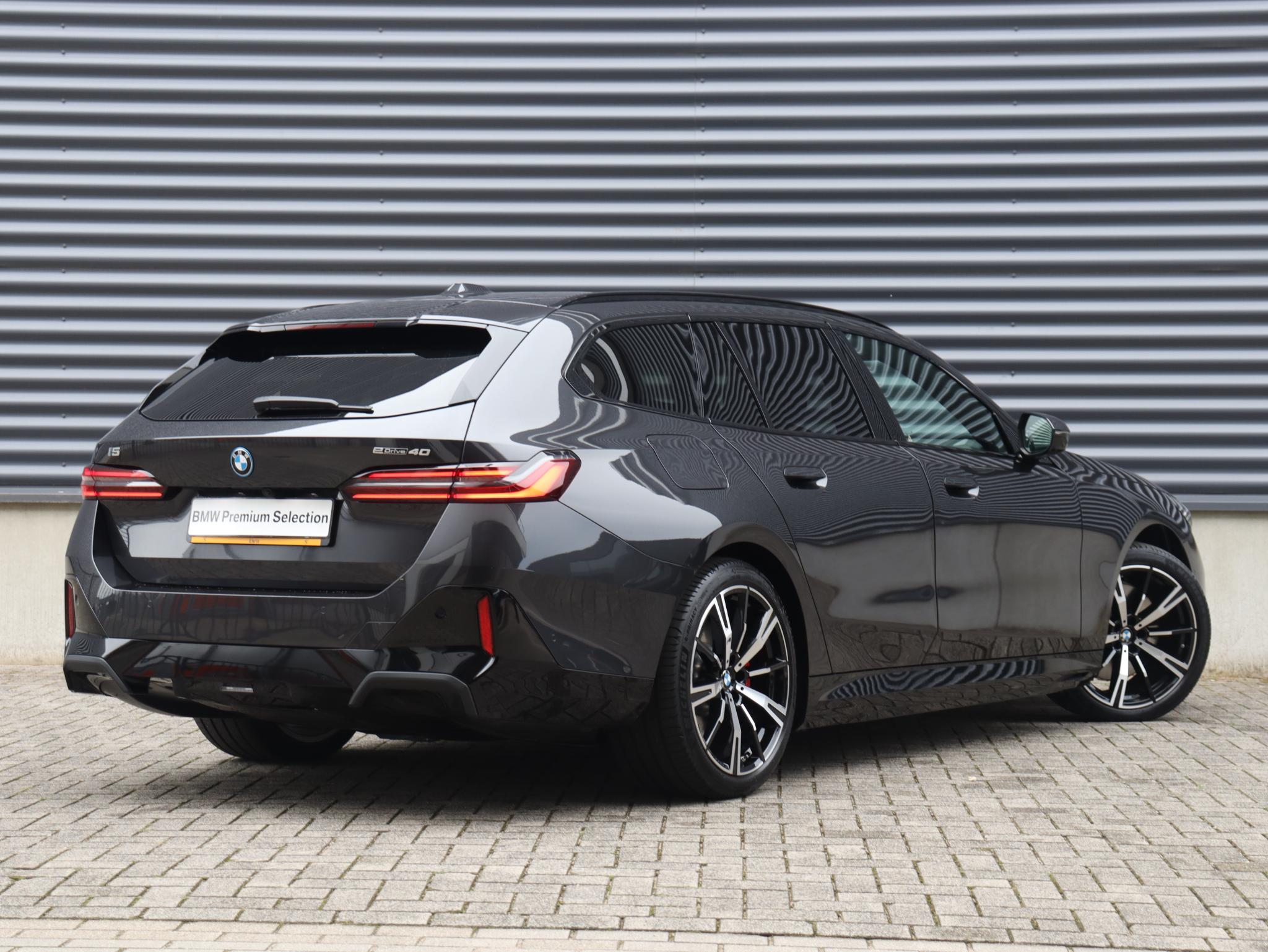 BMW i5 Touring eDrive40 - Afbeelding 2