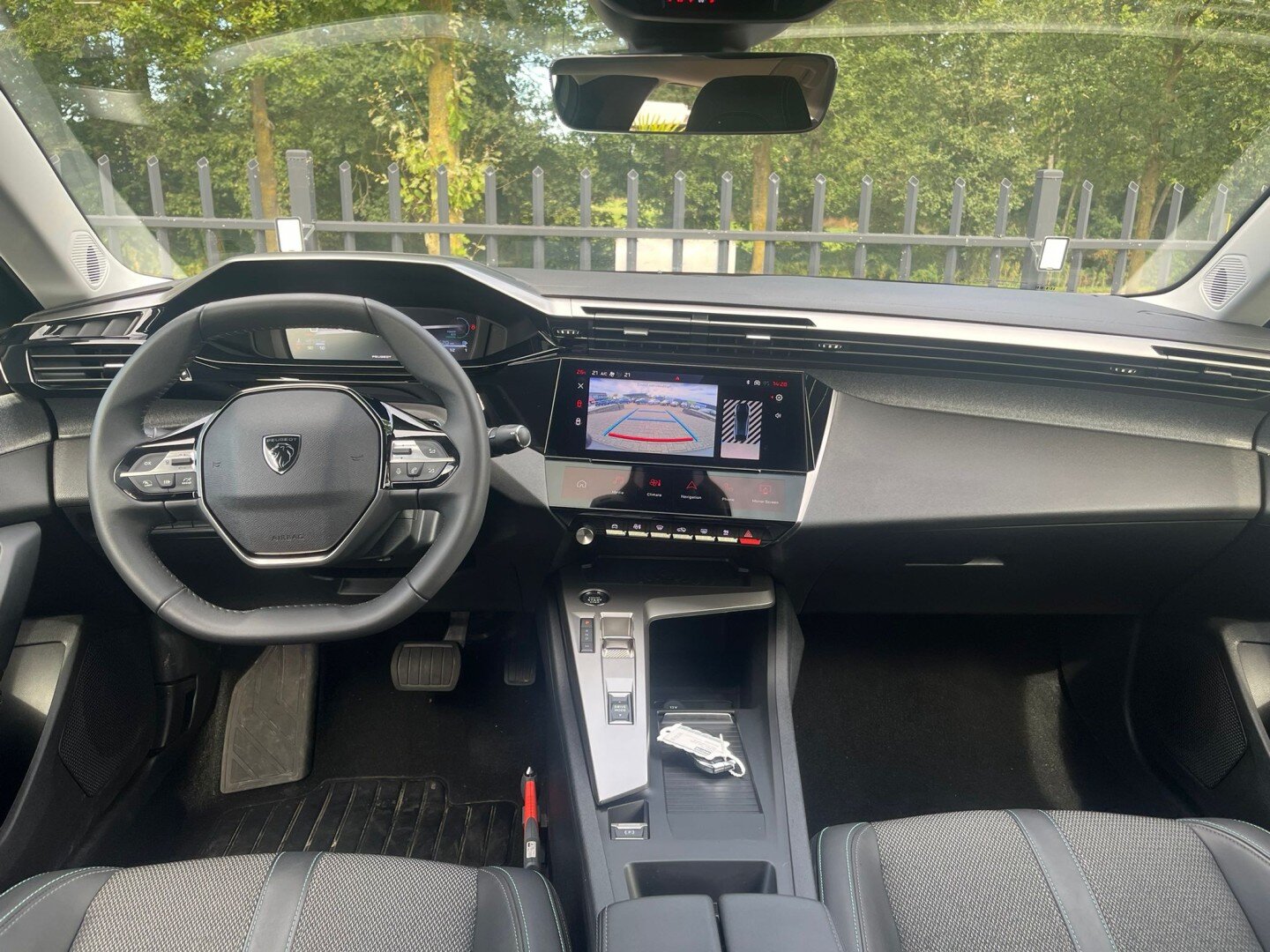 Peugeot 408 1.2 Hybrid 145 e-DCS6 Allure - Afbeelding 2