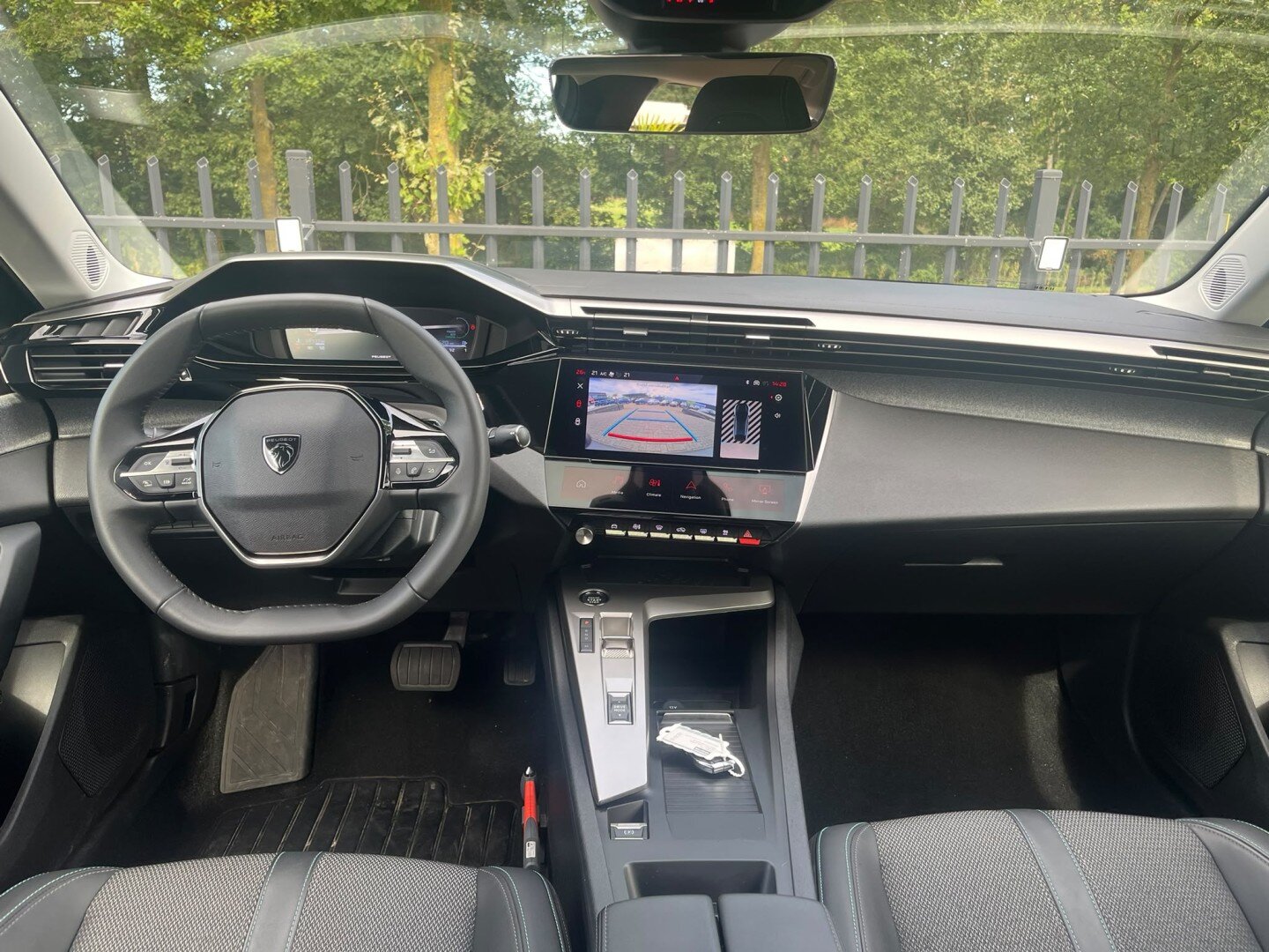 Peugeot 408 1.2 Hybrid 145 e-DCS6 Allure - Afbeelding 2