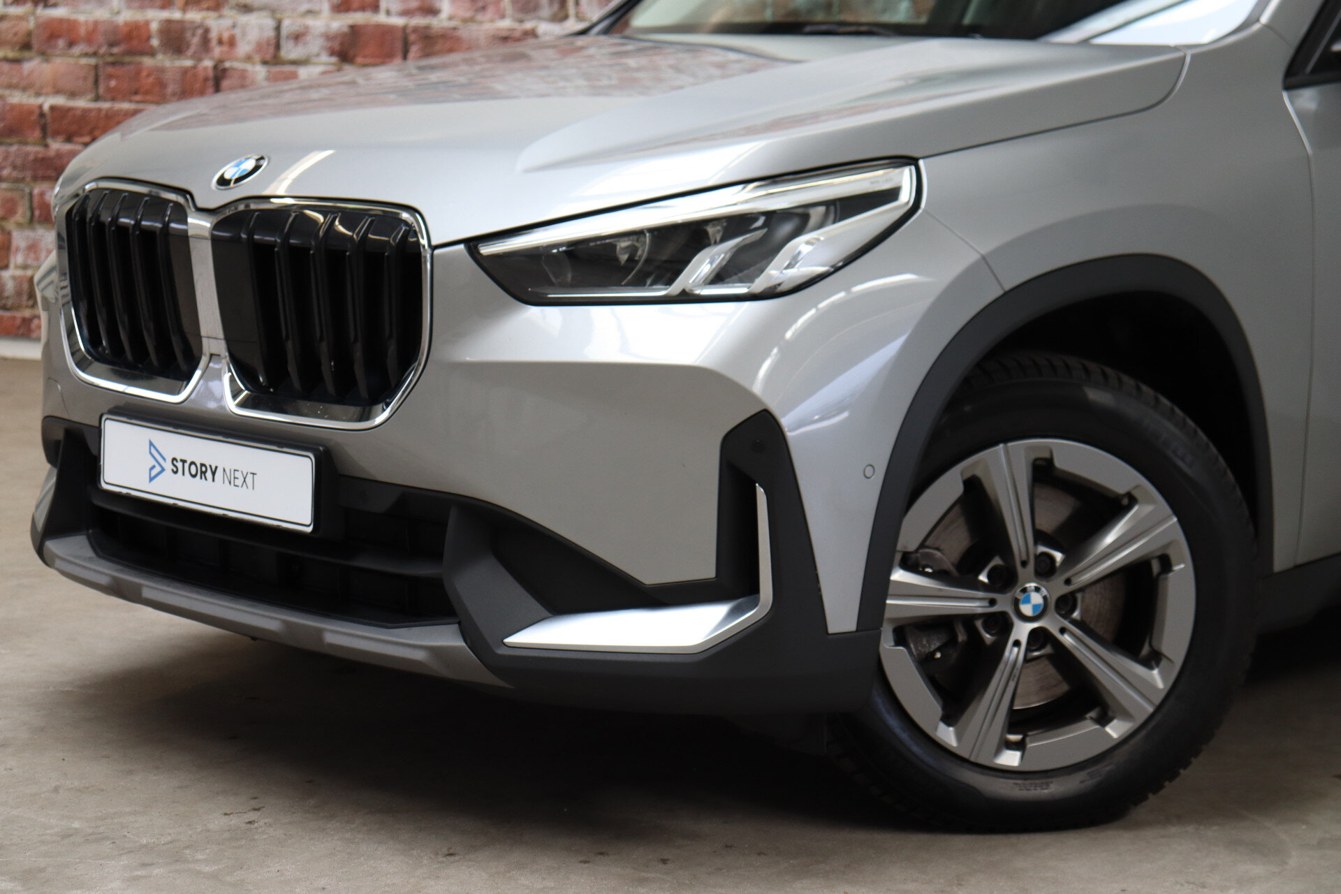 BMW X1 sDrive20i Automaat - Afbeelding 2