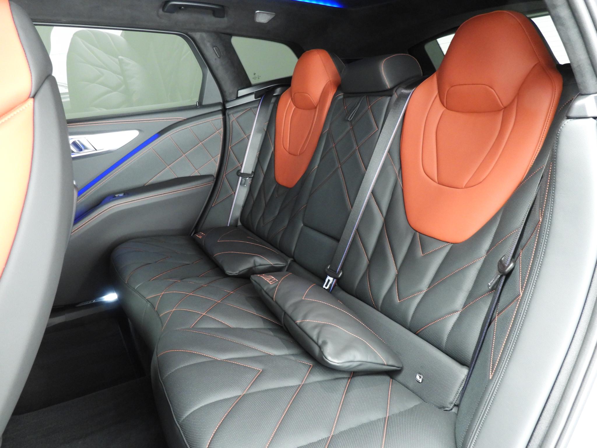 BMW XM PHEV Label Red - Afbeelding 5