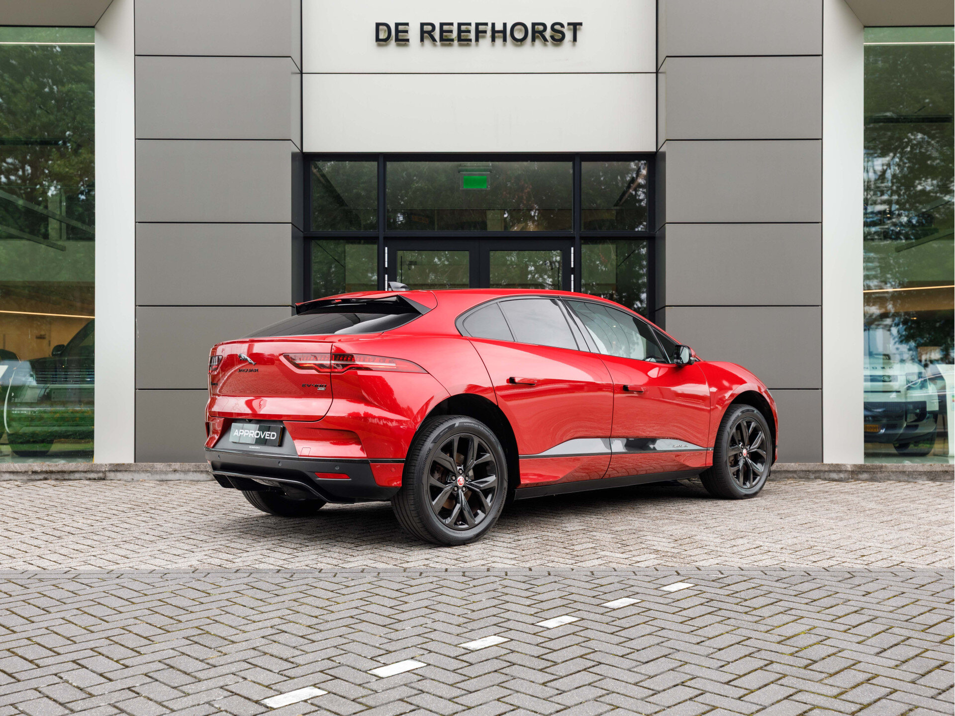 Jaguar I-PACE EV400 S 90 kWh - Afbeelding 2