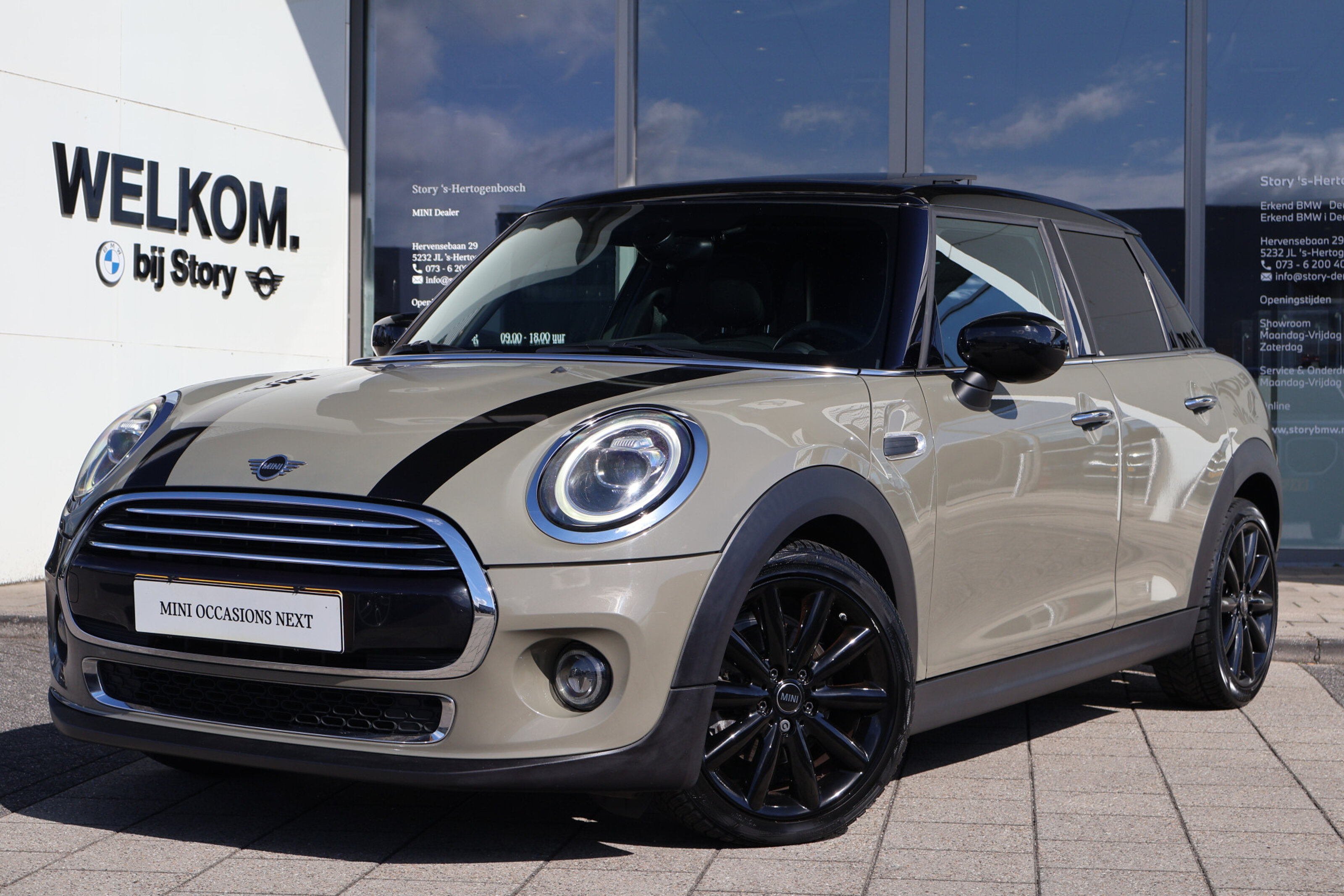 MINI Cooper Hatchback Salt
