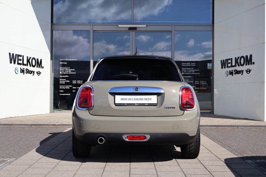 MINI Cooper 10