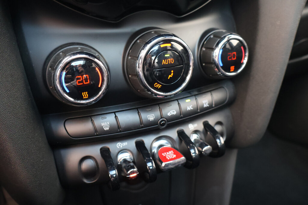 MINI Cooper 22