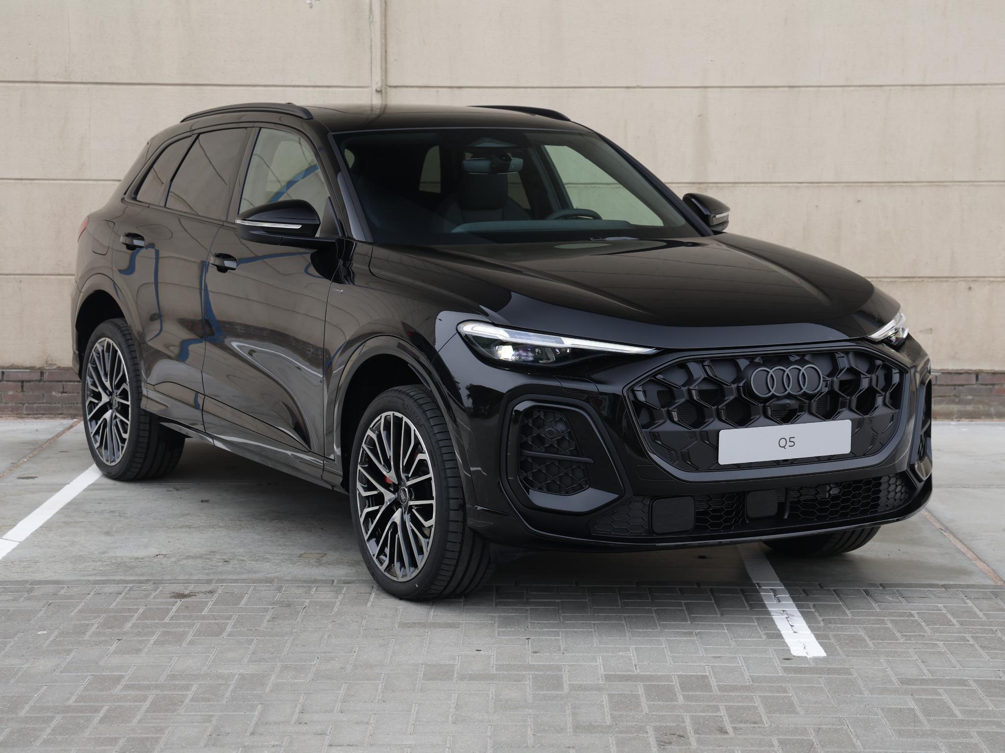 Audi Q5 S edition Competition e-hybrid 270kW / 367PK - Afbeelding 3