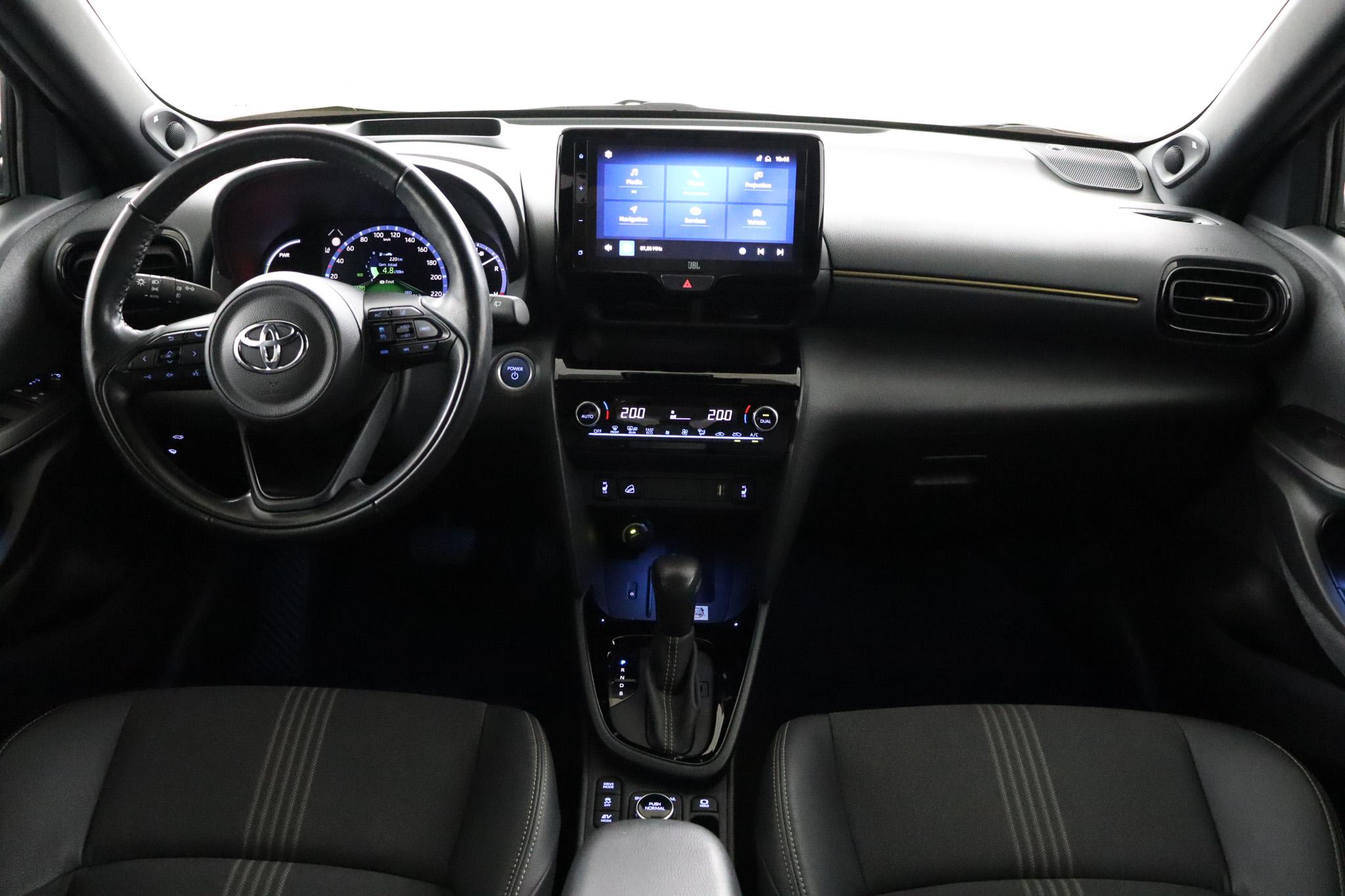 Toyota Yaris Cross 1.5 Hybrid Adventure 4x4 - Afbeelding 4