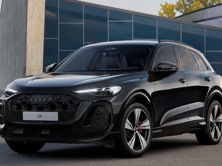 Audi Q5 S edition Competition e-hybrid 270 kW / 367 PK