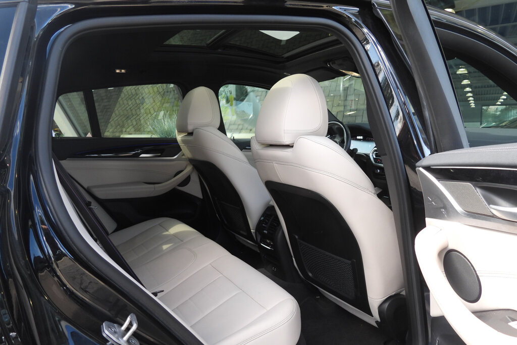 BMW X4 25