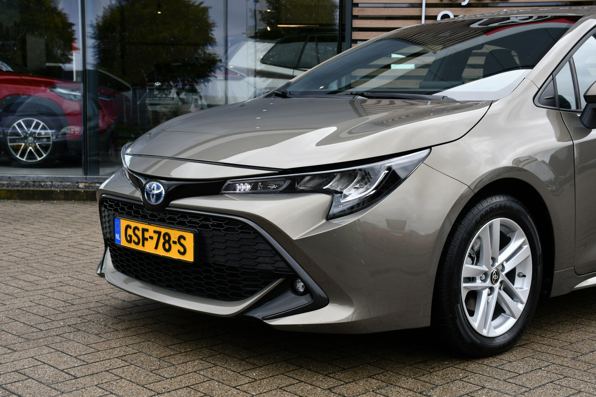 Toyota Corolla 1.8 Hybrid Active Automaat 122pk - Afbeelding 3