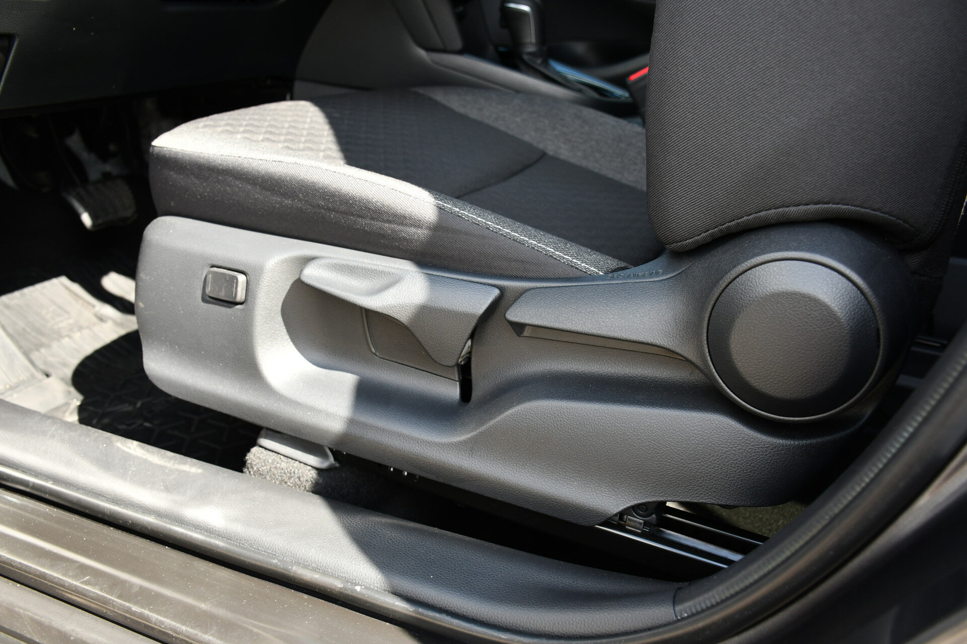 Toyota Yaris Cross 1.5 Hybrid 115 Dynamic Limited Automaat 116pk - Afbeelding 4