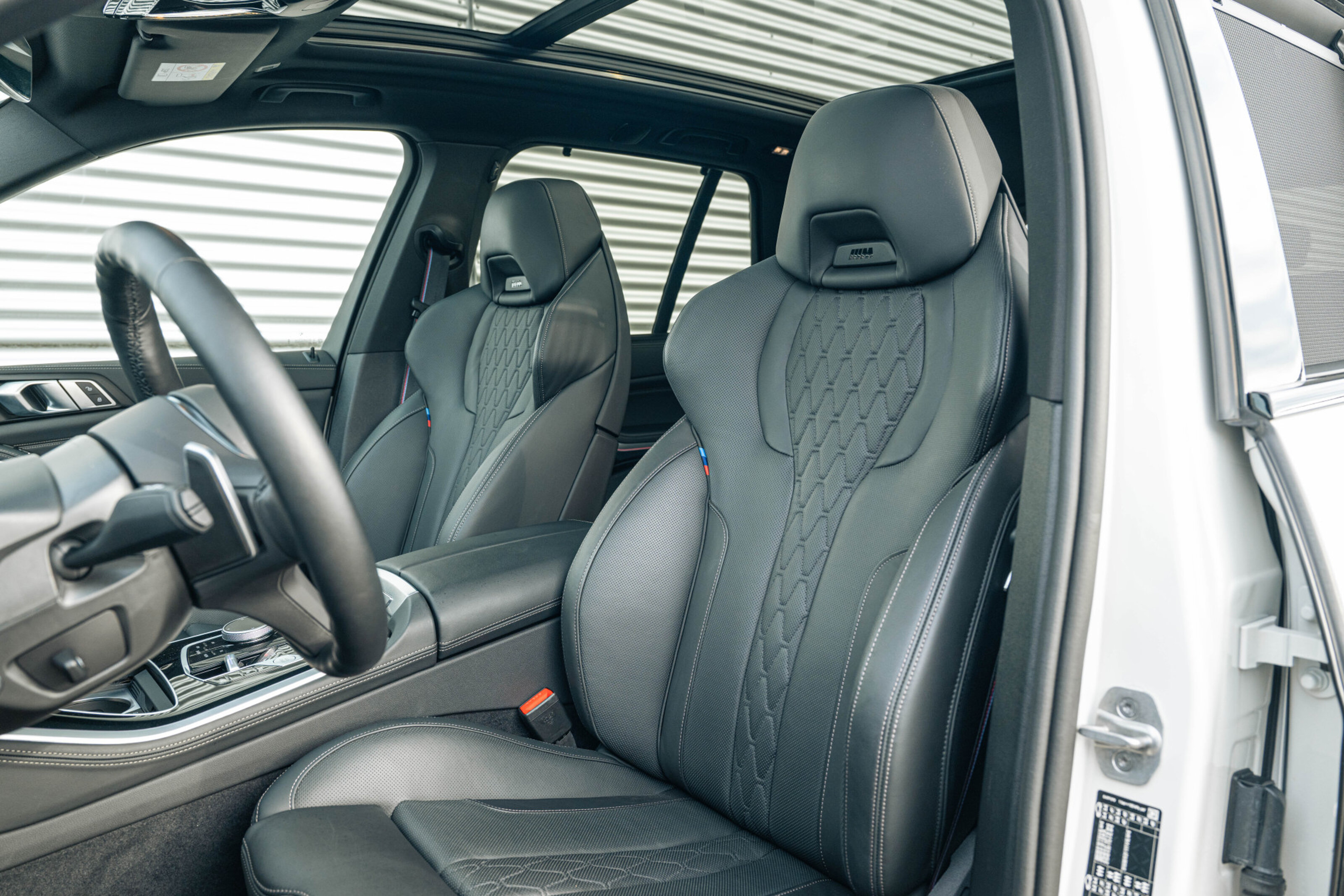 BMW X5 8