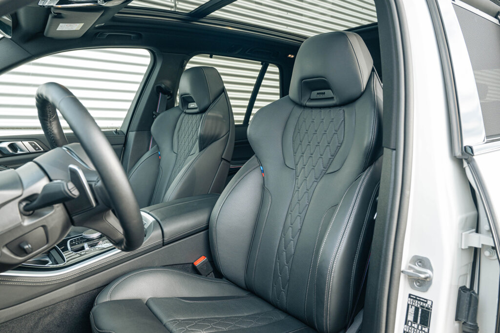 BMW X5 8