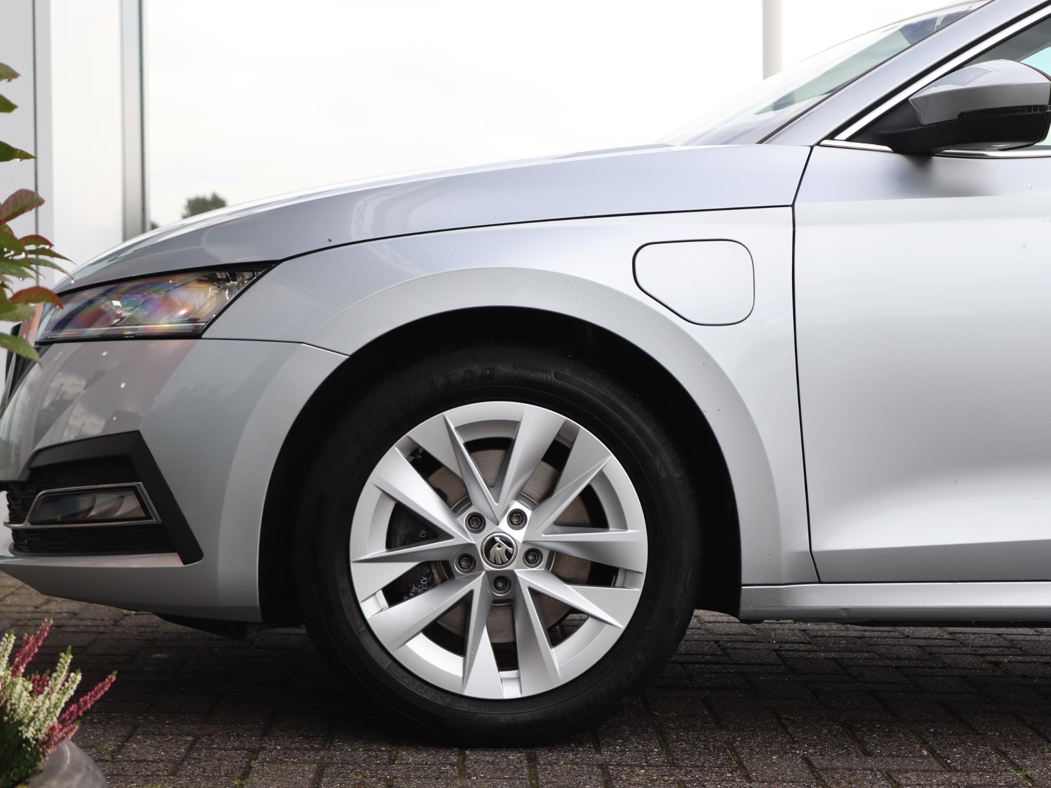 Škoda Octavia Combi 1.4 TSI 204 pk DSG iV PHEV Style - Afbeelding 2