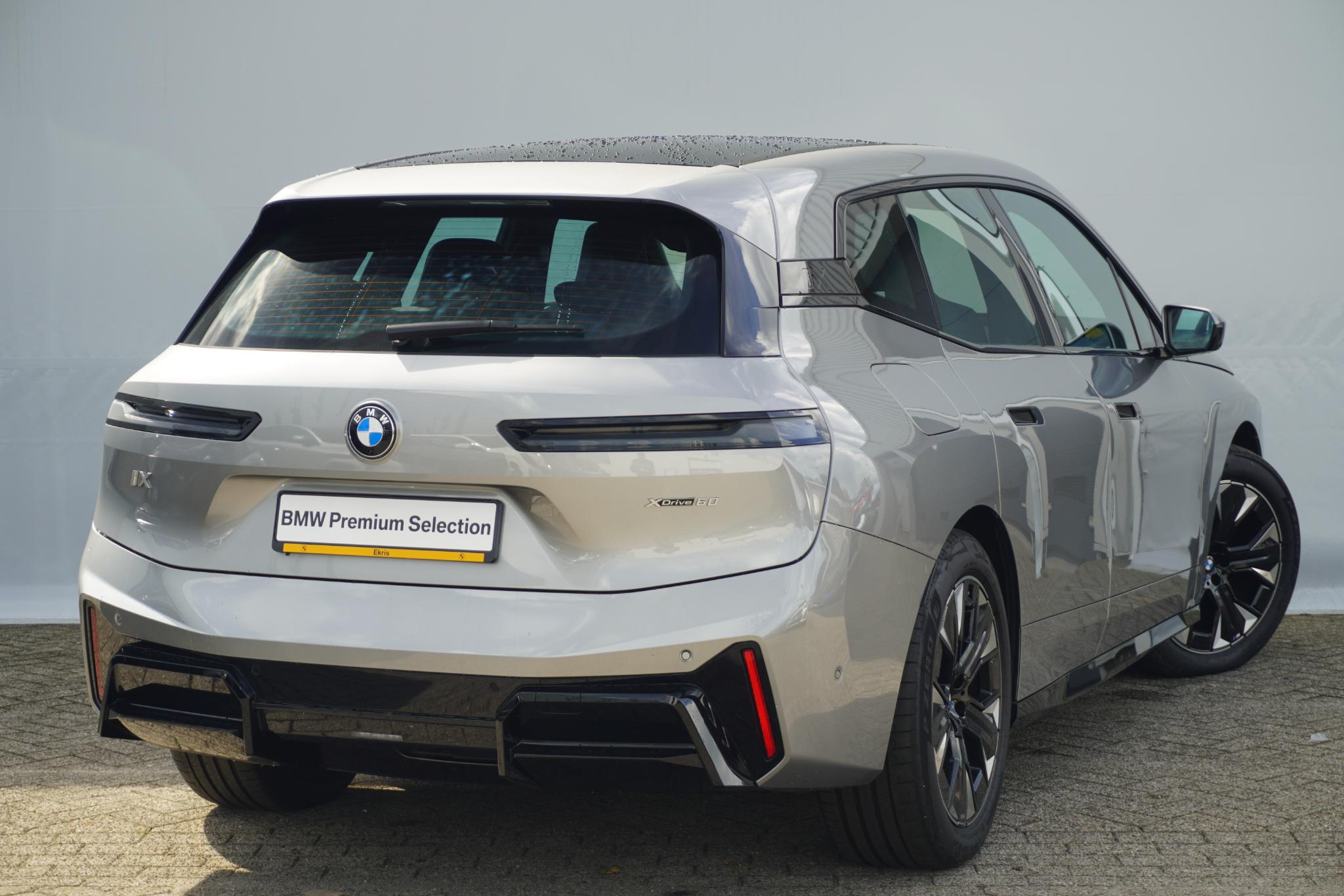 BMW iX xDrive60 - Afbeelding 2