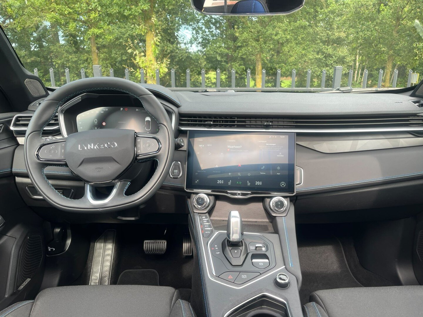 Lynk & Co 01 Lynk&Co 1.5 PHEV | NETTE AUTO!| Pano | Memory | 360º | Infinity | Donkere Hemel - Afbeelding 2